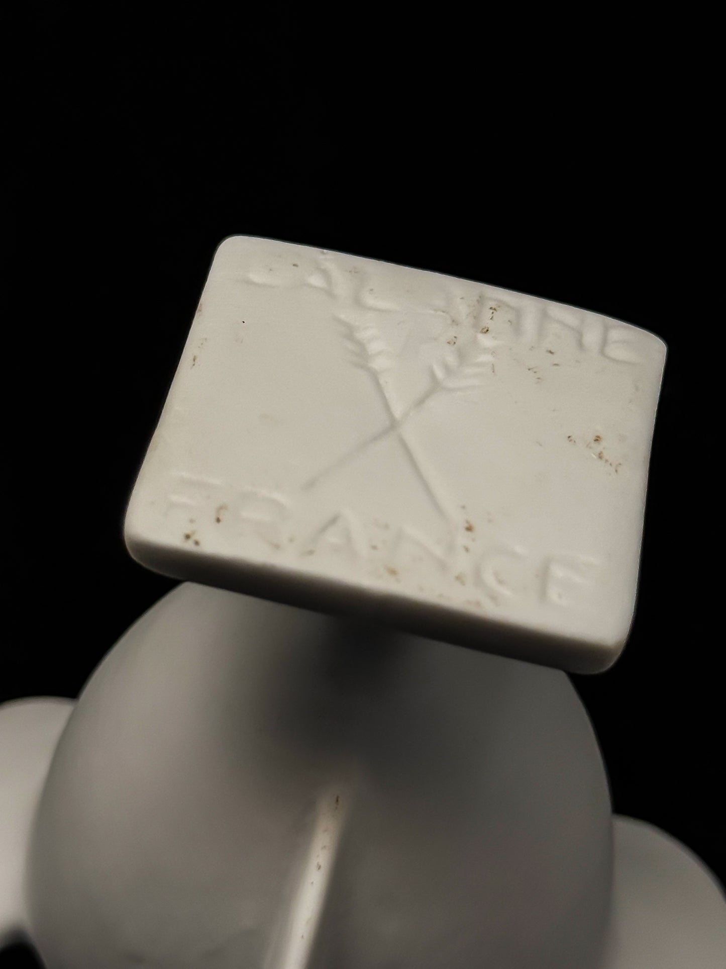 Coquetiers poules François-Xavier Lalanne