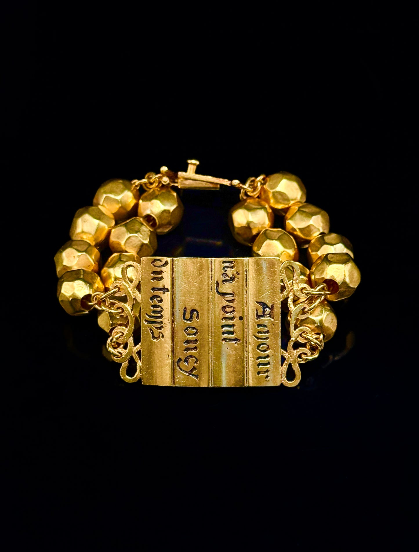 Bracelet "Amour n'a point soucy du temps"