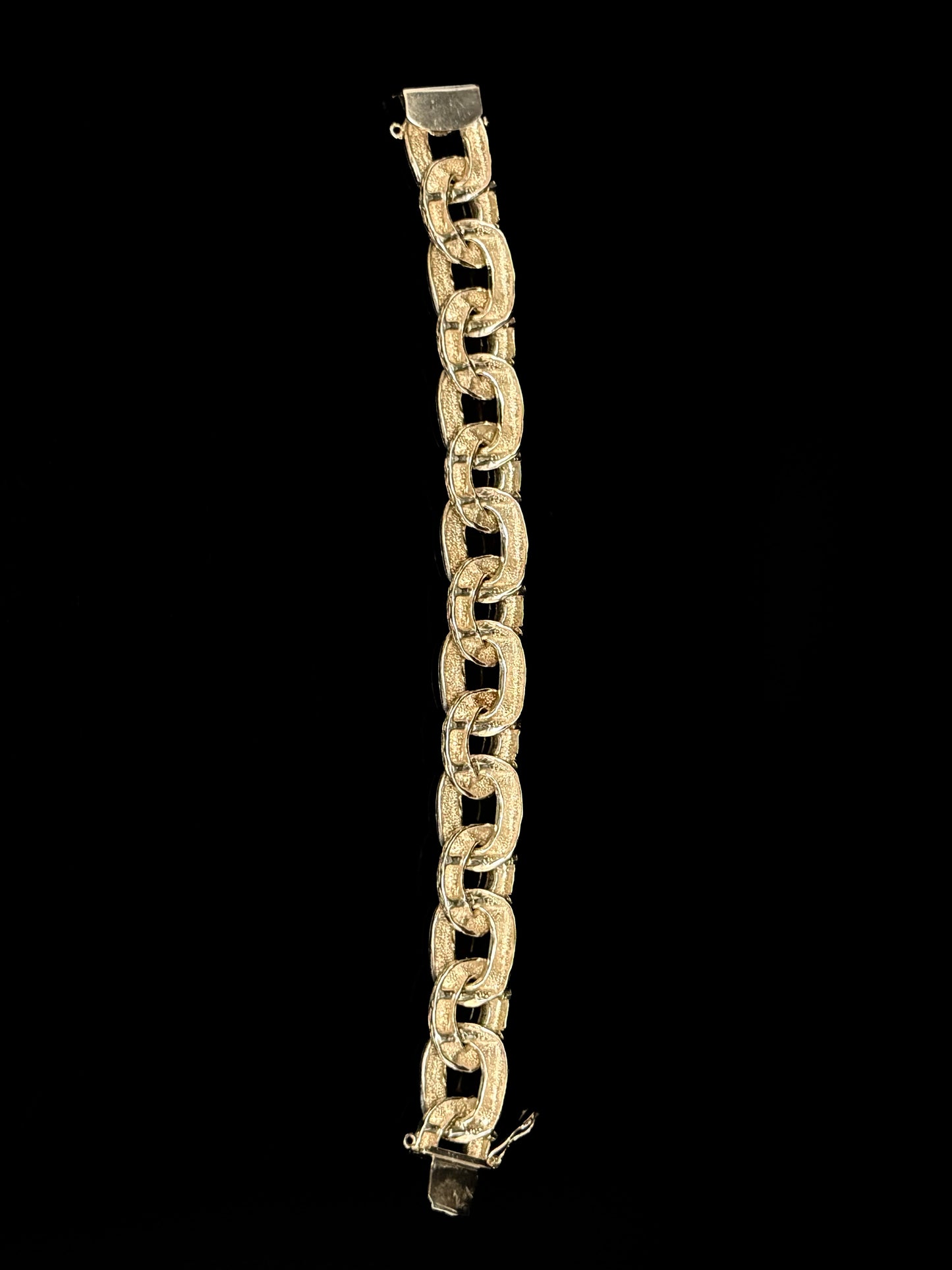 Bracelet torsadé