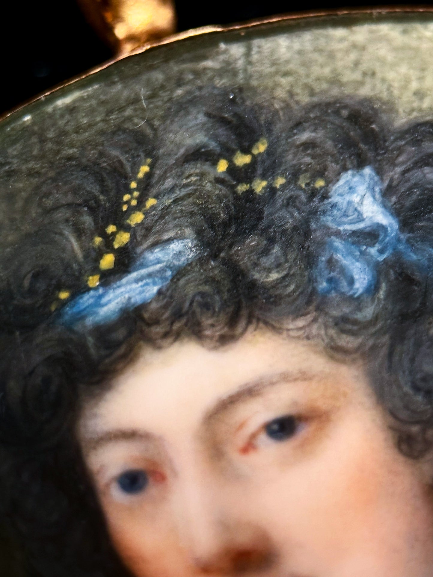 Portrait of a woman pendant