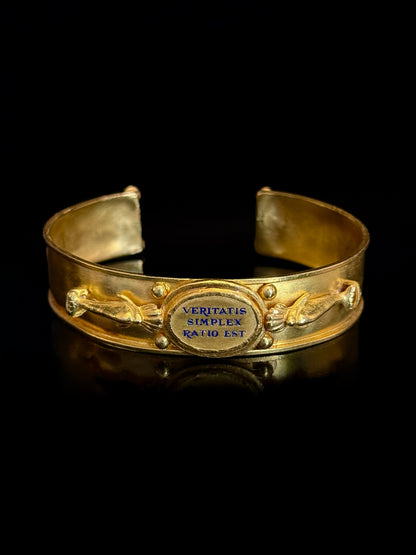 "Veritatis simplex ratio est" bracelet