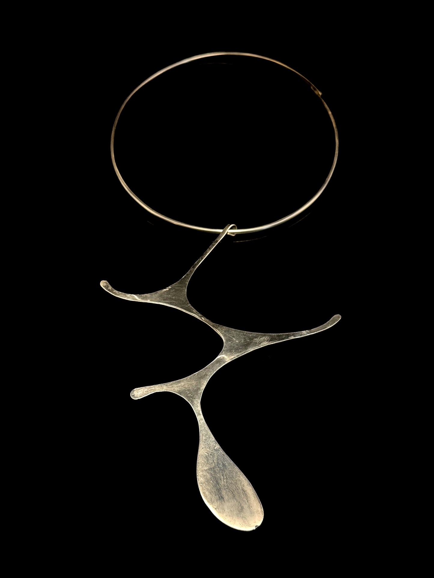 Torque necklace "Calder"