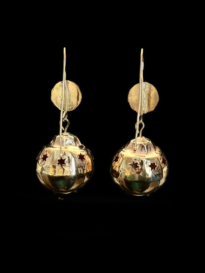 Spheres earrings