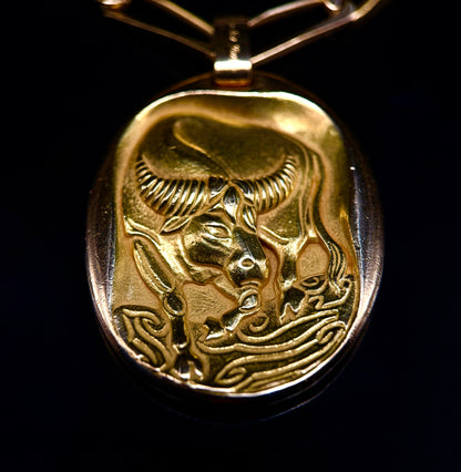 Pendentif Taureau