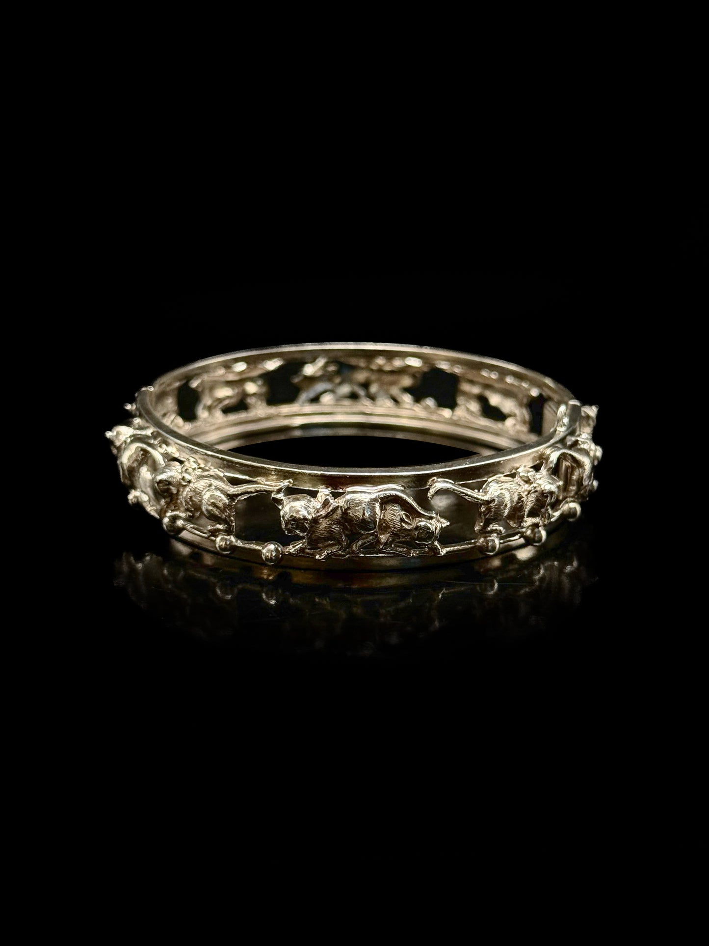 Cat bracelet