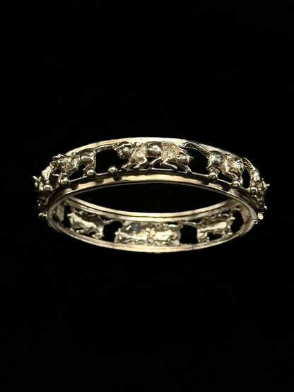 Cat bracelet