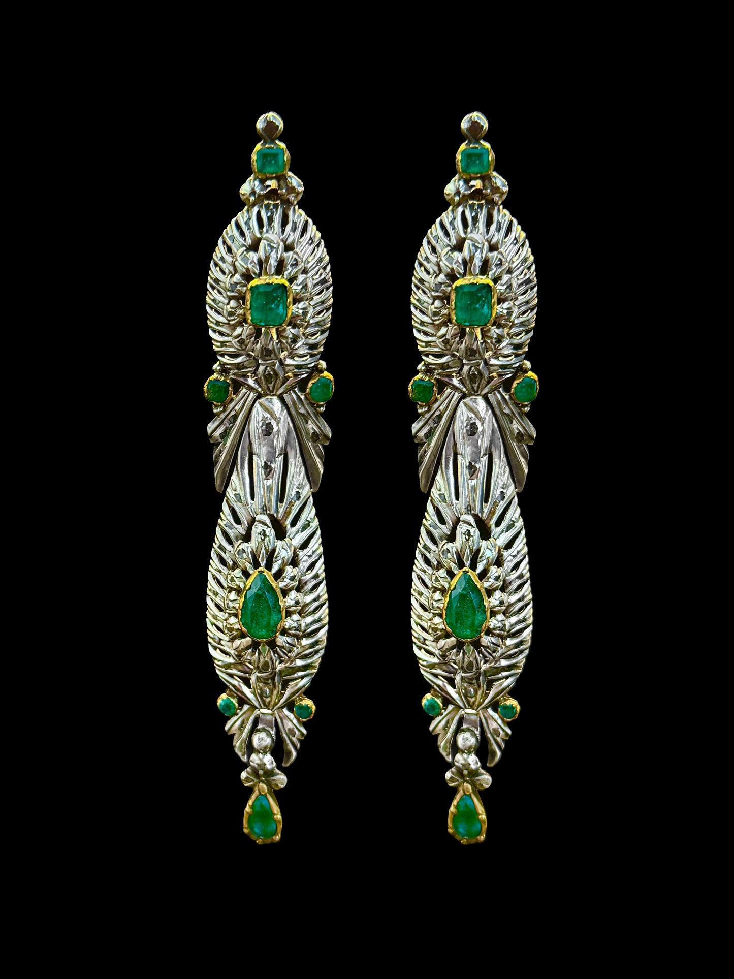 Catalan emerald earrings