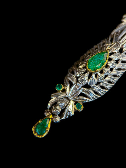 Catalan emerald earrings