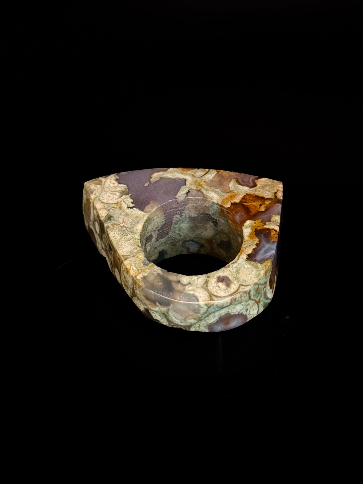 Pierre dure ring