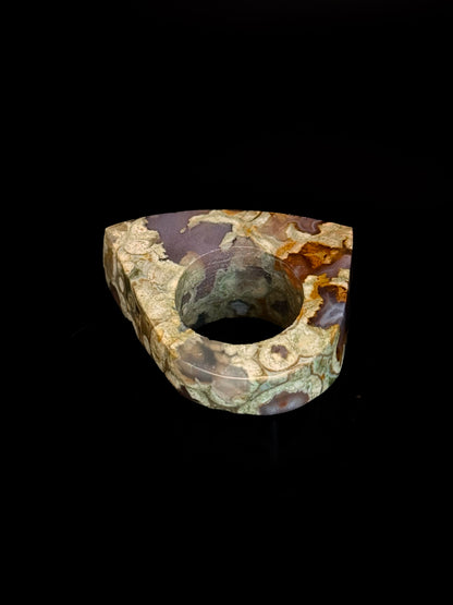 Pierre dure ring