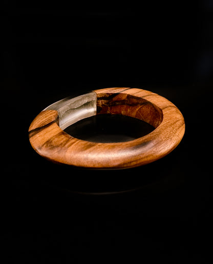 Bracelet en bois et plexiglas