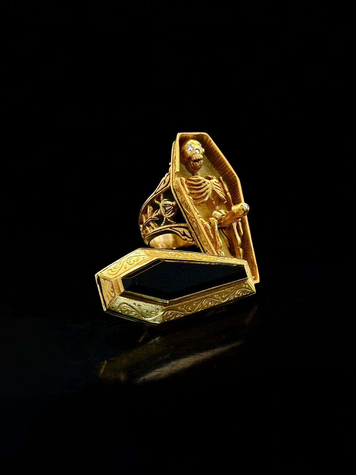 Bague memento mori