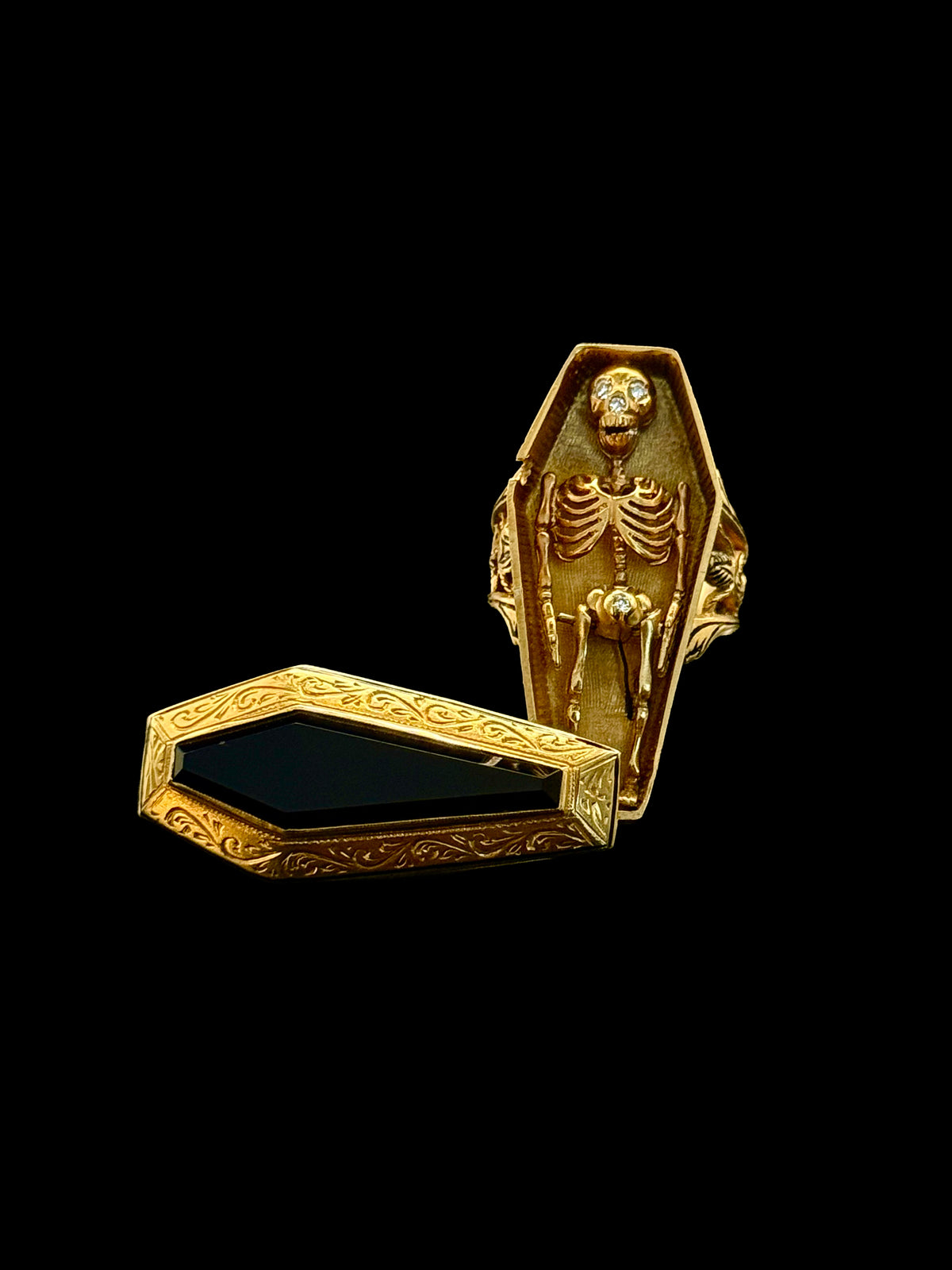 Bague memento mori