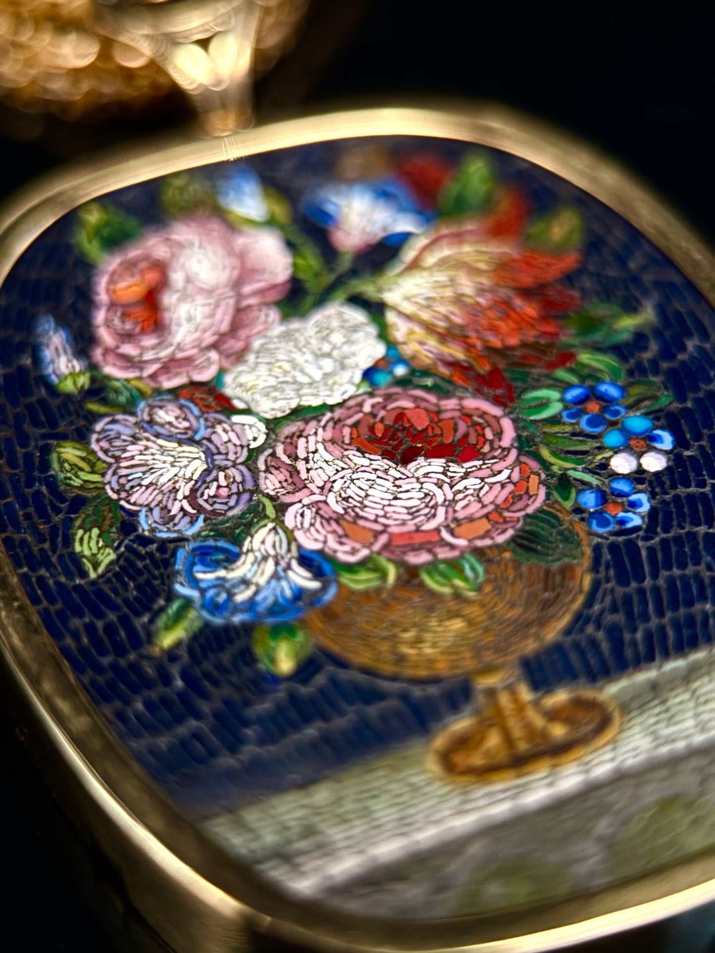 Antique flower micromosaic pendant