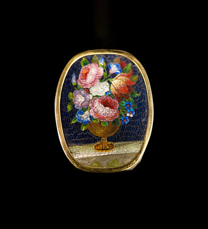 Antique flower micromosaic pendant