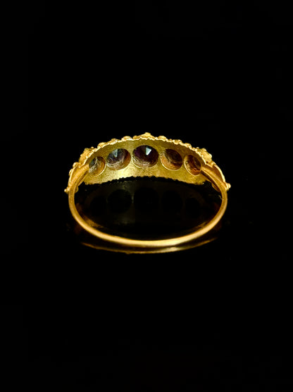 Jarretière ring