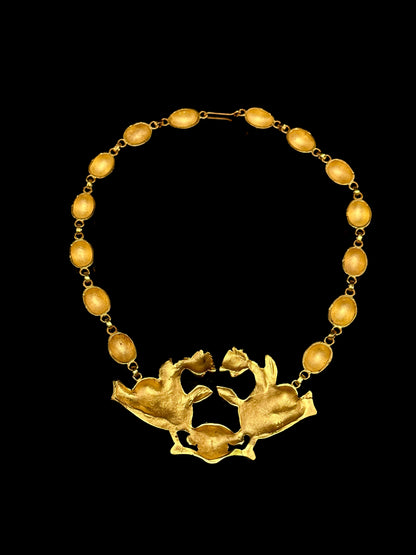 Collier "La poule aux œufs d'or"