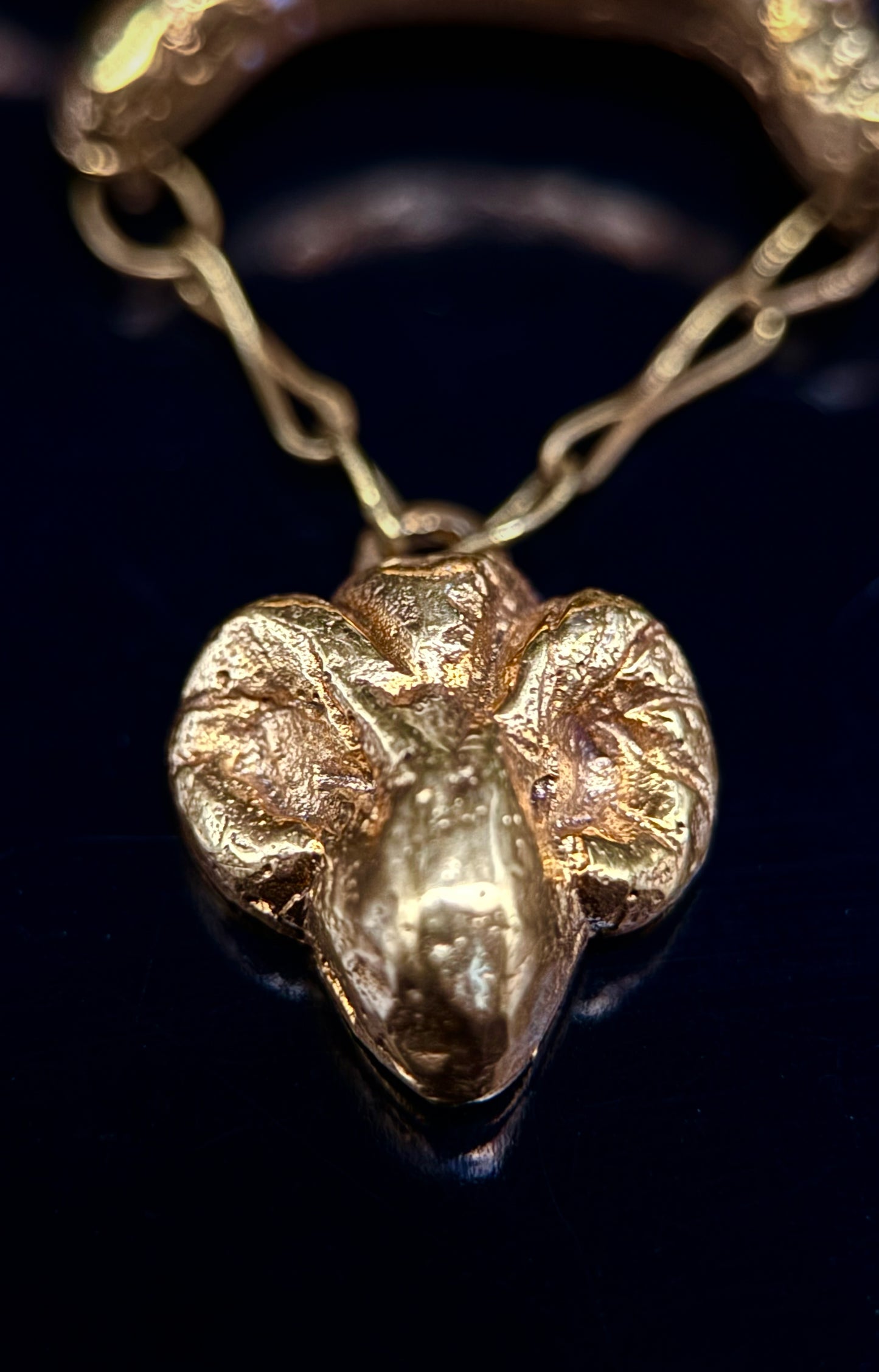 "Saute-moutons" necklace