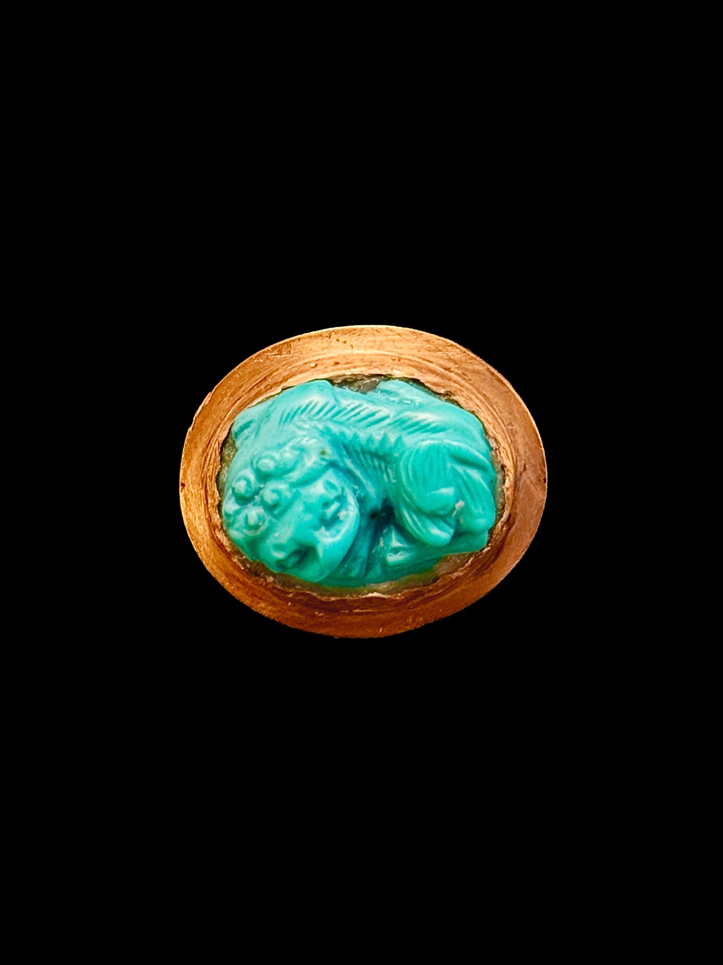 Lion cameo ring