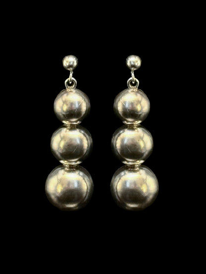 Sphere earrings