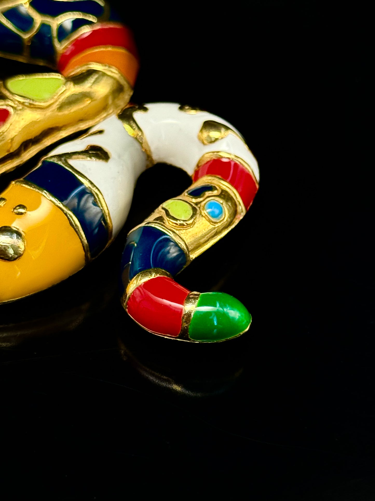 Broche serpent