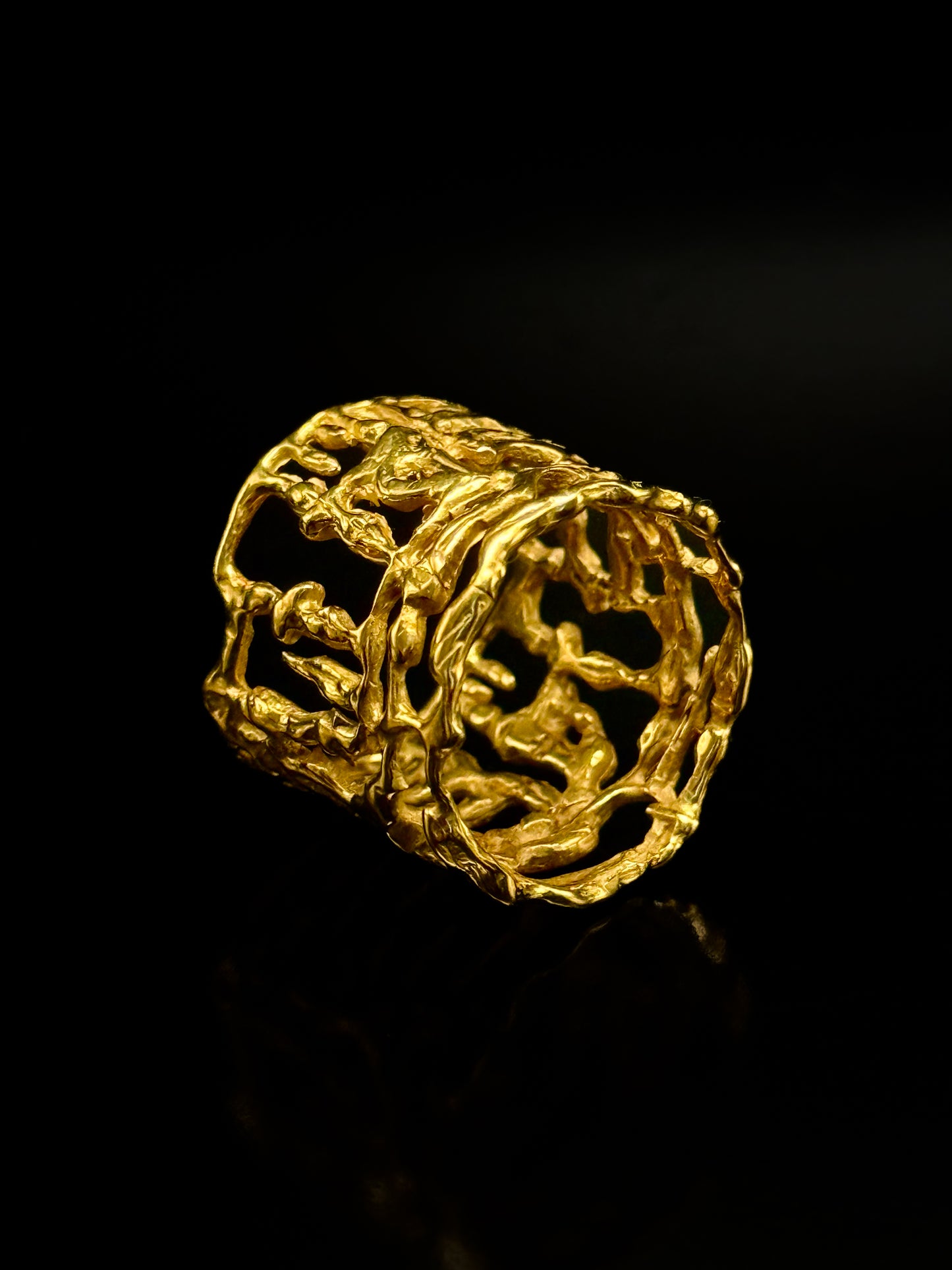 Bague large anneau "Personnages"