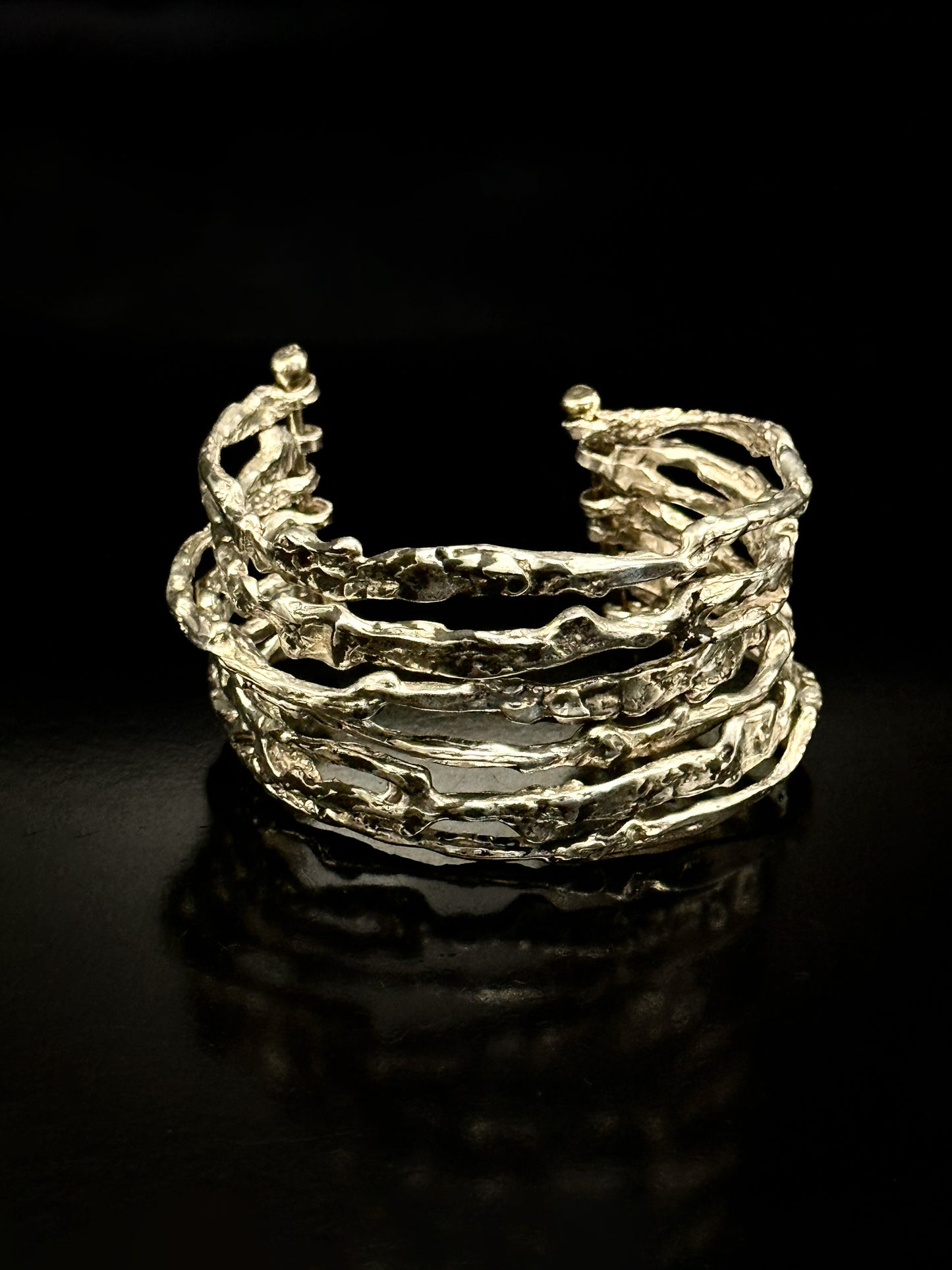 Bracelet multi-joncs "personnages"