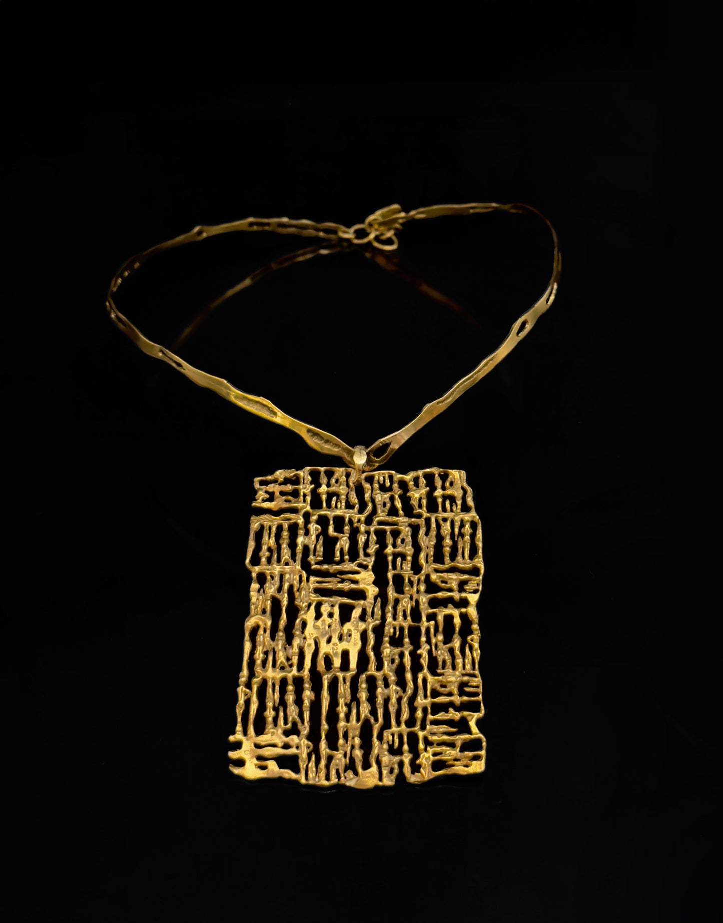 "Figures" pendant necklace