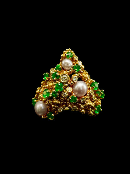 Multistone ring